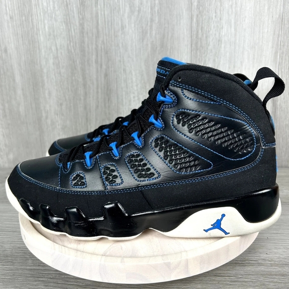 Jordan 9s retro blue - Picture 1 of 6